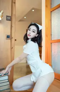 XingYan星颜社 Vol.381: Ruan Fu Fu's Captivating Nurse Allure-3