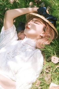 YiTuYu Art Language Vol.8293 Fei Fei: Captivating Vintage Charm in Nature's Embrace-5