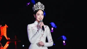 Miss International 2024 Huynh Thi Thanh Thuy: Redefining Global Beauty with Grace, Authenticity, and Sophisticated Pageant Fashion-3