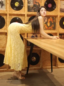 Li Shuang Er: A Classic Melody of Beauty - XiuRen Part01-2