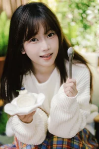 Early Autumn Fashion and Aesthetic Portrait Photography: YiTuYu Art Language Vol.9378 cc Featuring Model Cc-10