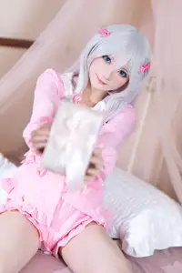 Coser Transforms into Sagiri Izumi in Sweet Eromanga Pajamas-8