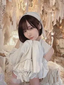 Coser Kenken : Sweet Charm in Fantia 2023.10 Part03 – Captivating Photoshoot by けんけん!-3