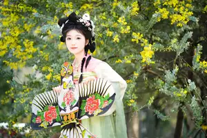 Graceful Hanfu Beauty with Dreamy Butterfly Kite - Zi Yu, YiTuYu Vol.8737-1