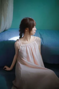 Aesthetic Sunset Portraits: Kan Bu Qing Xiao Gui in YiTuYu Art Language Vol.9137 – Capturing the Magic of Golden Hour Photography-1