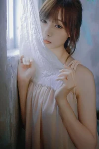 Aesthetic Sunset Portraits: Kan Bu Qing Xiao Gui in YiTuYu Art Language Vol.9137 – Capturing the Magic of Golden Hour Photography-4