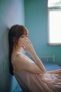 Aesthetic Sunset Portraits: Kan Bu Qing Xiao Gui in YiTuYu Art Language Vol.9137 – Capturing the Magic of Golden Hour Photography-19