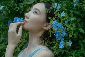 Ethereal Blue Snowflake Aesthetic: Featuring Model A Ji Yuan Zi in Art Language Vol.9320 Photography Collection-3