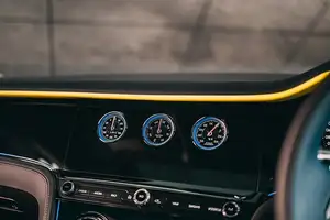 Bentley Continental GT: Ultra-Luxury Masterpiece Inspired by Immortal Artists, Captivating Every Gaze.-4