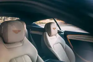 Bentley Continental GT: Ultra-Luxury Masterpiece Inspired by Immortal Artists, Captivating Every Gaze.-7