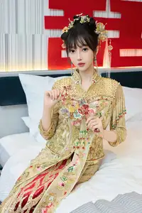 XiuRen No.10567: Yue Er Yue Er's Enchanting Traditional Bridal Photoshoot-23