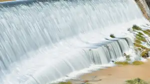 Discover Ankroet Dam Da Lat: A 'Hidden Paradise' with majestic waterfalls, ideal for stunning photos amidst wild mountains.-1