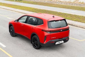 Discover the VinFast VF MPV 7 – A Sleek, High-End Electric Minivan Redefining Sustainable Travel and Family Comfort-4