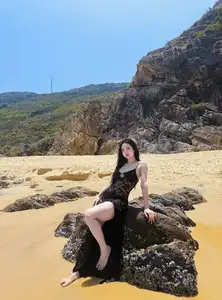 Who is the Stunning 'Doll-like' Hot Girl Linked to Vietnam's Women's Golden Ball 2025?-6