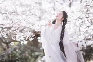 Elegant Portrait Photography by YiTuYu Art Language Vol.9328 Featuring Bi Qi Bao Zui Piao Liang De Nu Ren - Aesthetic Fashion Inspiration-10