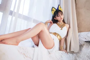 Sakurai Ningning: The Ethereal White Cat Girl Cosplay Aesthetic-7