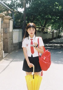 Elegant Portrait Photography: YiTuYu Art Language Vol.9366 Featuring Model Xiao Wei Xiao Wei – Artistic Lifestyle and Fashion Inspiration-0