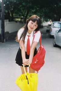 Elegant Portrait Photography: YiTuYu Art Language Vol.9366 Featuring Model Xiao Wei Xiao Wei – Artistic Lifestyle and Fashion Inspiration-3