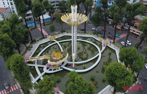 Discover the Stunning New Look of Ben Thanh Market: Ho Chi Minh City's Iconic Landmark Renovated for Travelers and Locals-4