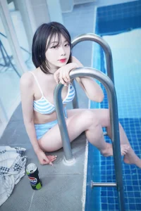 Summer Escape with YeEun at Pulvilla (72P) - Pure Beauty by the Pool-4