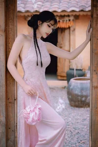 Sweet Autumn Muse in Persimmon Garden-7