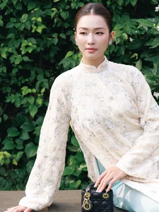 Kha Ngan radiates pure elegance in a traditional Vietnamese Ao Dai-4