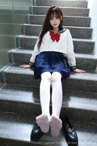 Nuo Mi's Captivating JK Uniform Look: Exclusive XiuRen No.10458 Collection-8