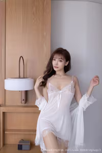 Lu Xuan Xuan: Captivating Elegance in Exclusive XiuRen No.10343 Collection-10