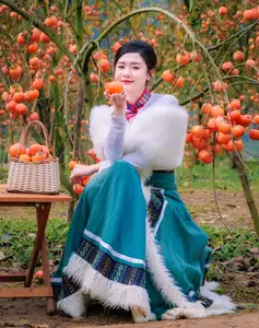 Graceful Vietnamese Girl in Traditional Attire Amidst Autumn Persimmon Garden-7