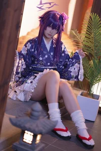 Ethereal New Year Elegance: Lunananya’s Stunning Igusa Haruka Cosplay from Blue Archive-17