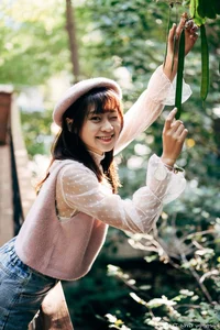 Elegant Campus Fashion: Ruoying’s Sophisticated Urban Style at the University of Science and Technology Beijing (USTB) with Chic Black Stockings-10