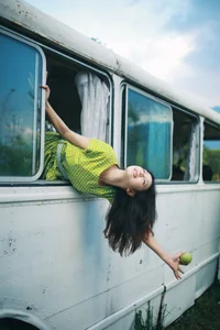Artistic Portraits in Dali: Xiao U for YiTuYu Art Language Vol.9132 - Vintage Bus Aesthetic-12
