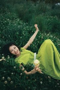 Artistic Portraits in Dali: Xiao U for YiTuYu Art Language Vol.9132 - Vintage Bus Aesthetic-17