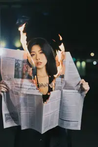 YiTuYu Vol.8615 Shi Yi: Fiery Allure & Decadent Style – A Mysterious Encounter-15