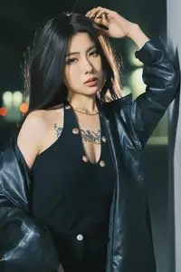 YiTuYu Vol.8615 Shi Yi: Fiery Allure & Decadent Style – A Mysterious Encounter-5