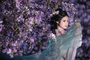 A Dreamy Floral Escape With San Ye Jiang Jiang-7