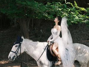 Sweet Equestrian Charm with Xiao Wan Zi - YiTuYu Art Language Vol.8892-2