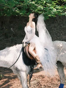 Sweet Equestrian Charm with Xiao Wan Zi - YiTuYu Art Language Vol.8892-15