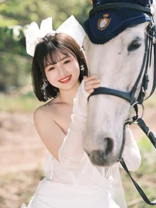 Sweet Equestrian Charm with Xiao Wan Zi - YiTuYu Art Language Vol.8892-0