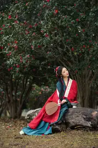Elegant Qi Ni Si Mao: A Timeless Portrait in Traditional Attire & Camellias - YiTuYu Vol.8689-8