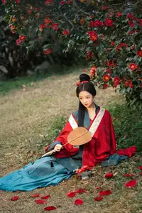 Elegant Qi Ni Si Mao: A Timeless Portrait in Traditional Attire & Camellias - YiTuYu Vol.8689-10