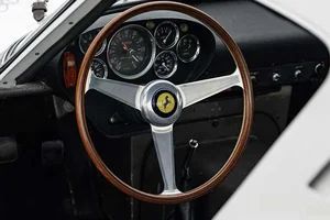 The Legendary White Ferrari 250 GTO: A Multi-Million Dollar Masterpiece of Timeless Elegance-10