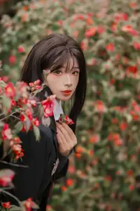 Discover the captivating allure of Xian Nu Juan in the stunning YiTuYu Vol.8695 collection-7