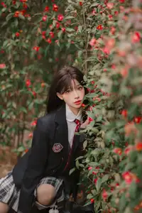 Discover the captivating allure of Xian Nu Juan in the stunning YiTuYu Vol.8695 collection-12