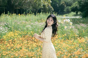 Ethereal Fairy Lake Photoshoot: Li Wo An An in YiTuYu艺图语 Vol.9379 Featuring Unique Floral Art and Dreamy Nature Aesthetics-7