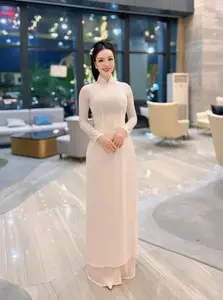 Miss Thuy Van: Modest yet captivating elegance in a pastel blue dress-7