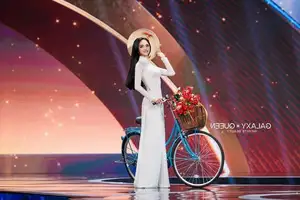 Hương Giang's Beauty: Can She Shine at Miss Universe 2025?-8