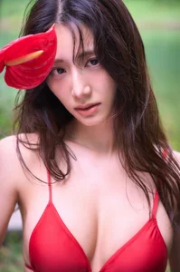 Stunning Saito Yasuyo Weekly Playboy Special No.345 Photo Gallery: Elegant Japanese Model Fashion and Lifestyle Photography Highlights-1