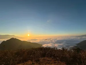 Chasing the Sea of Clouds: A Dreamy Sunrise Trek to Mount Muoi, Ky Quan San-2