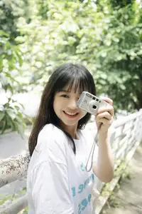 YiTuYu Vol.8664: Kikooo's Fresh Summer Charm – A Glimpse of Lively Urban Beauty-10